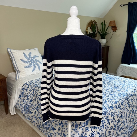 NWOT Women's A New Day Gorgeous Navy & White Stripe Sweater Size Small. 🤍⚓️🖤 - Picture 2 of 9